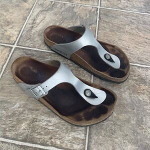 Women’s Birkenstock Metallic Silver Gizeh Big Buckle Sandals Size 37